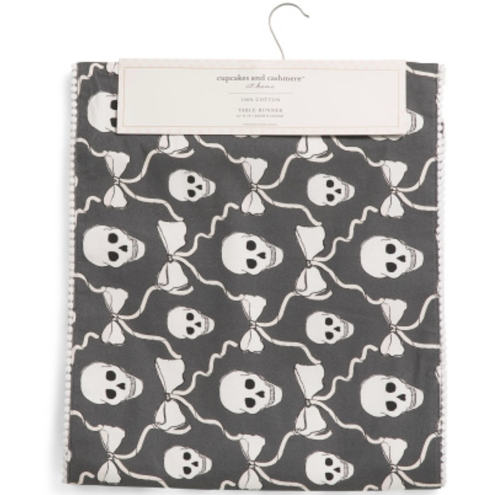 Skull & Bow Table Runner